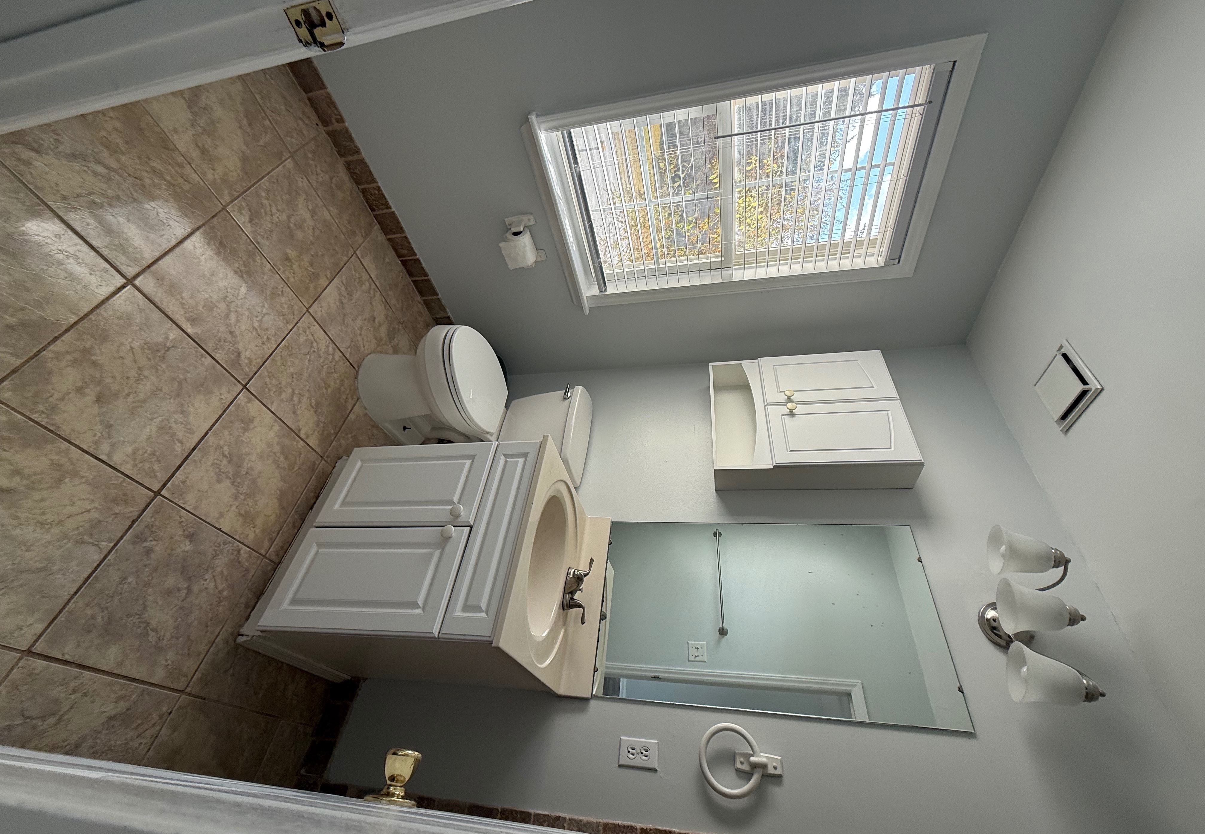 8125 Cadmium Ct, Charlotte, North Carolina 28215 Additional Image #4