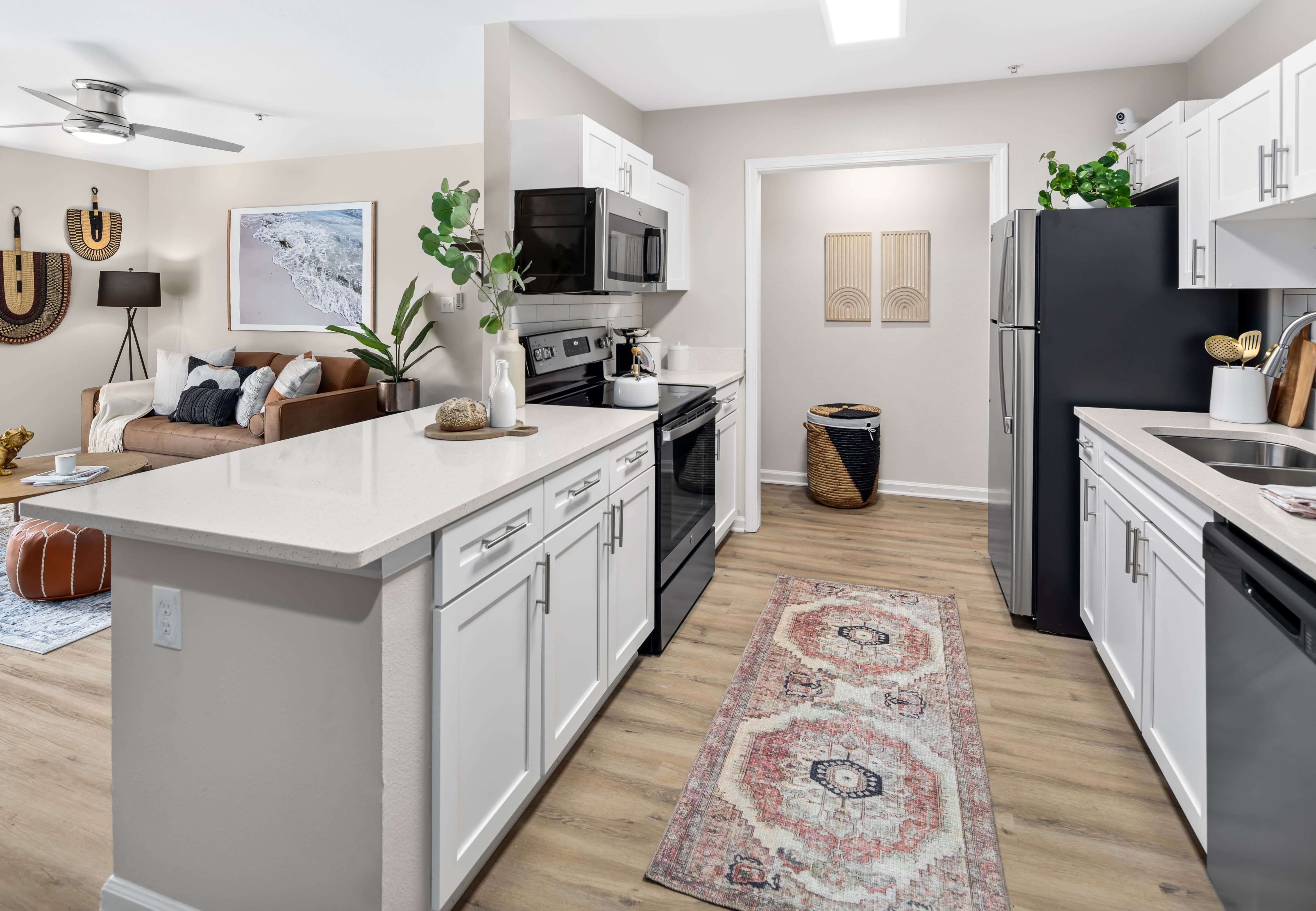 8010 Woodsedge Dr, Charlotte, North Carolina 28216 Additional Image #2