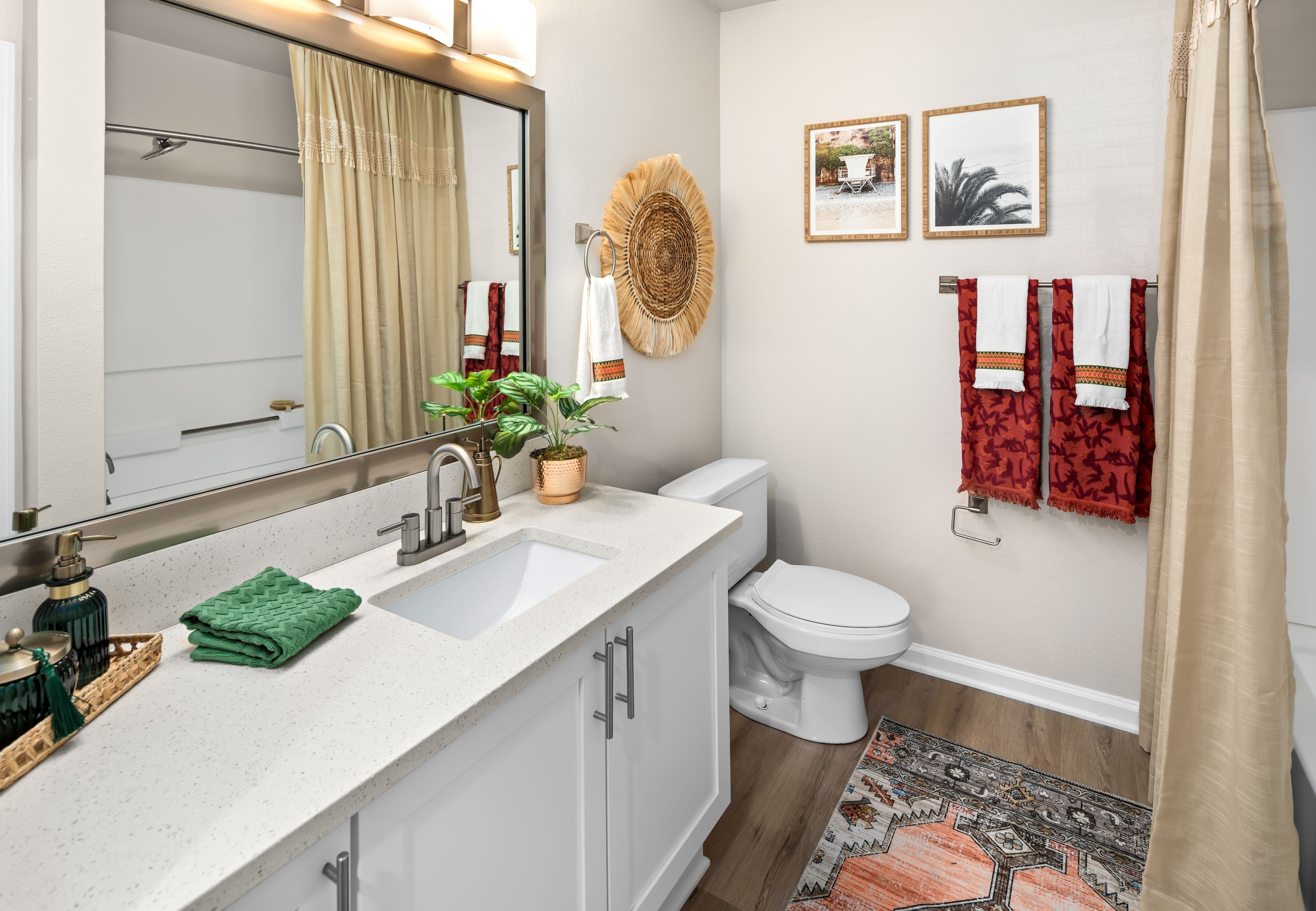 8010 Woodsedge Dr, Charlotte, North Carolina 28216 Additional Image #7