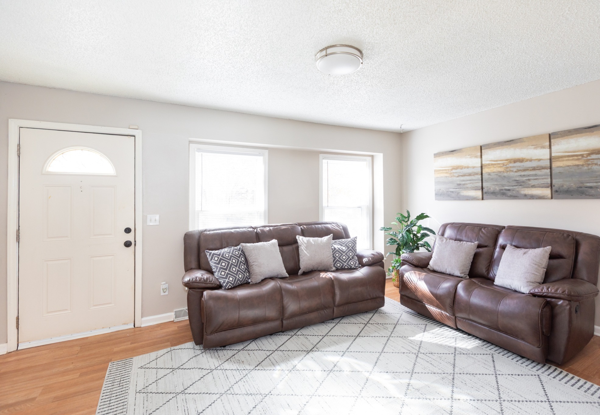 6012 Old Coach Rd, Charlotte, North Carolina 28215 Additional Image #1