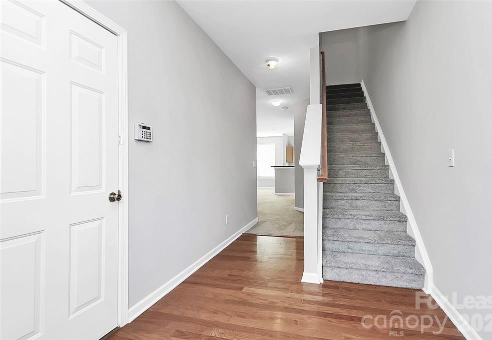 2138 Winthrop Chase Dr, Charlotte, North Carolina 28212 Additional Image #1