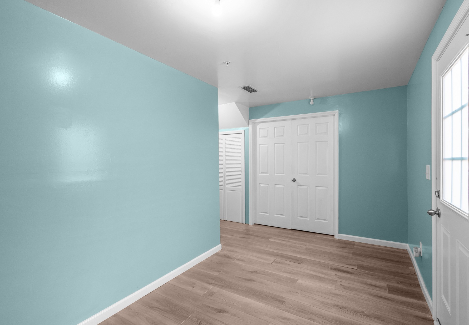 2715 Sydney Overlook Ln, Charlotte, North Carolina 28269 Additional Image #2