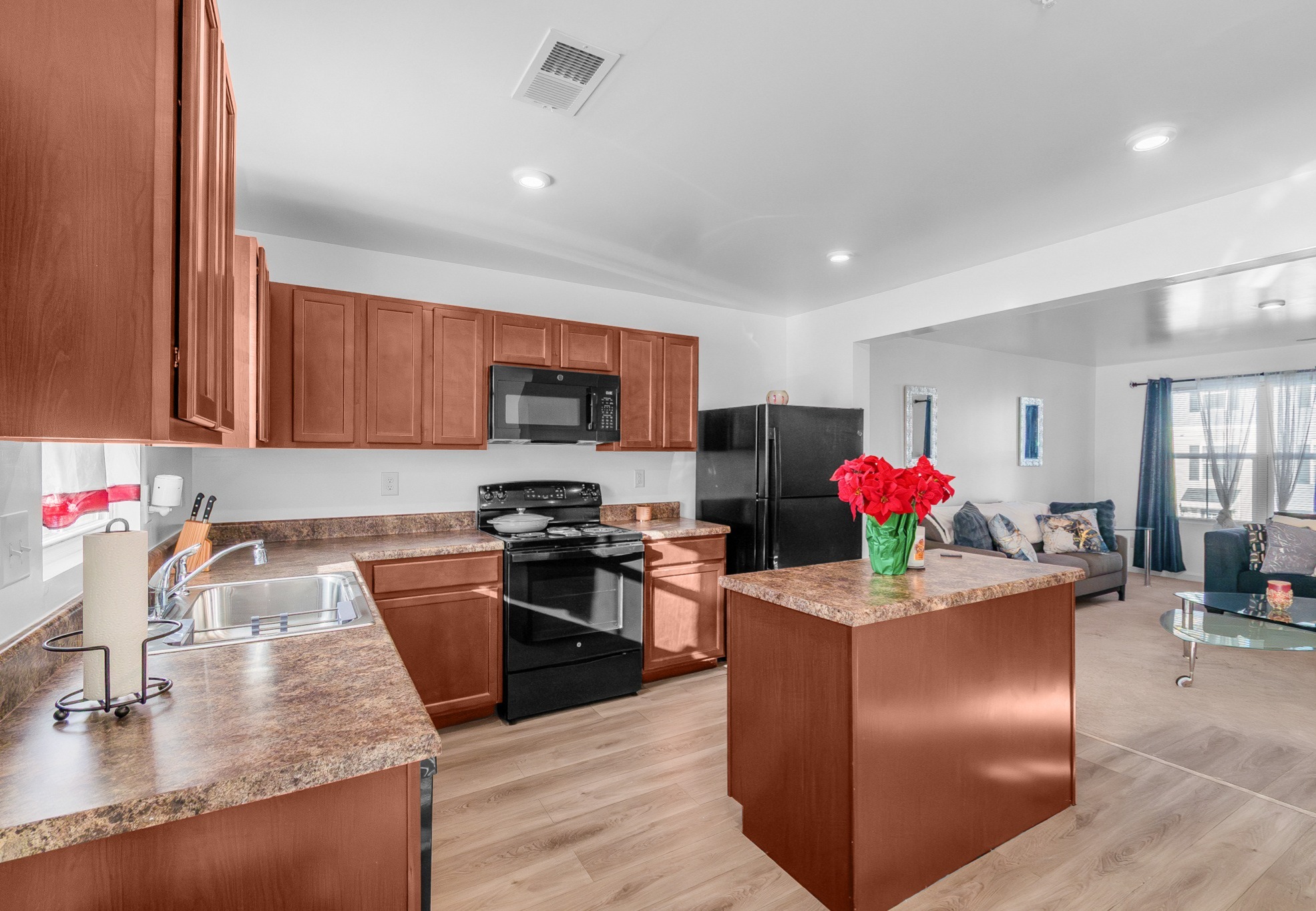 2715 Sydney Overlook Ln, Charlotte, North Carolina 28269 Additional Image #4