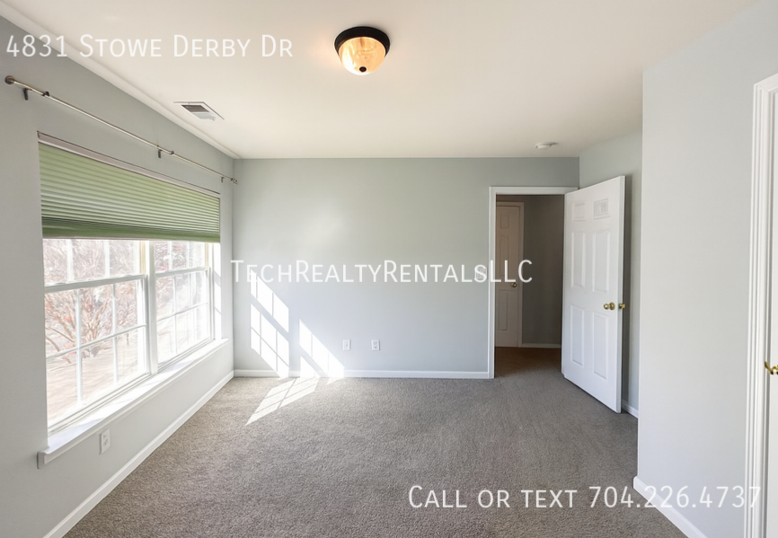 4831 Stowe Derby Dr, Charlotte, North Carolina 28278 Additional Image #4