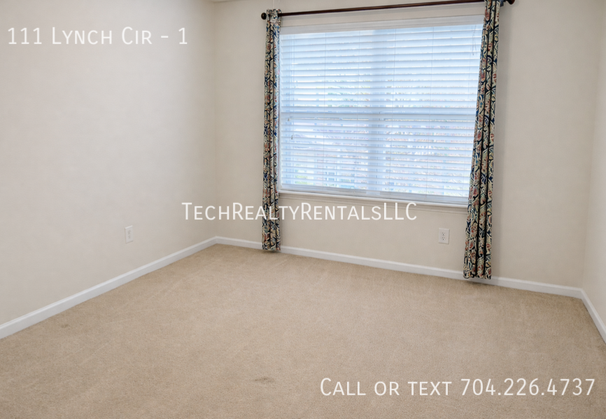 111 Lynch Cir, Mooresville, North Carolina 28117 Additional Image #6