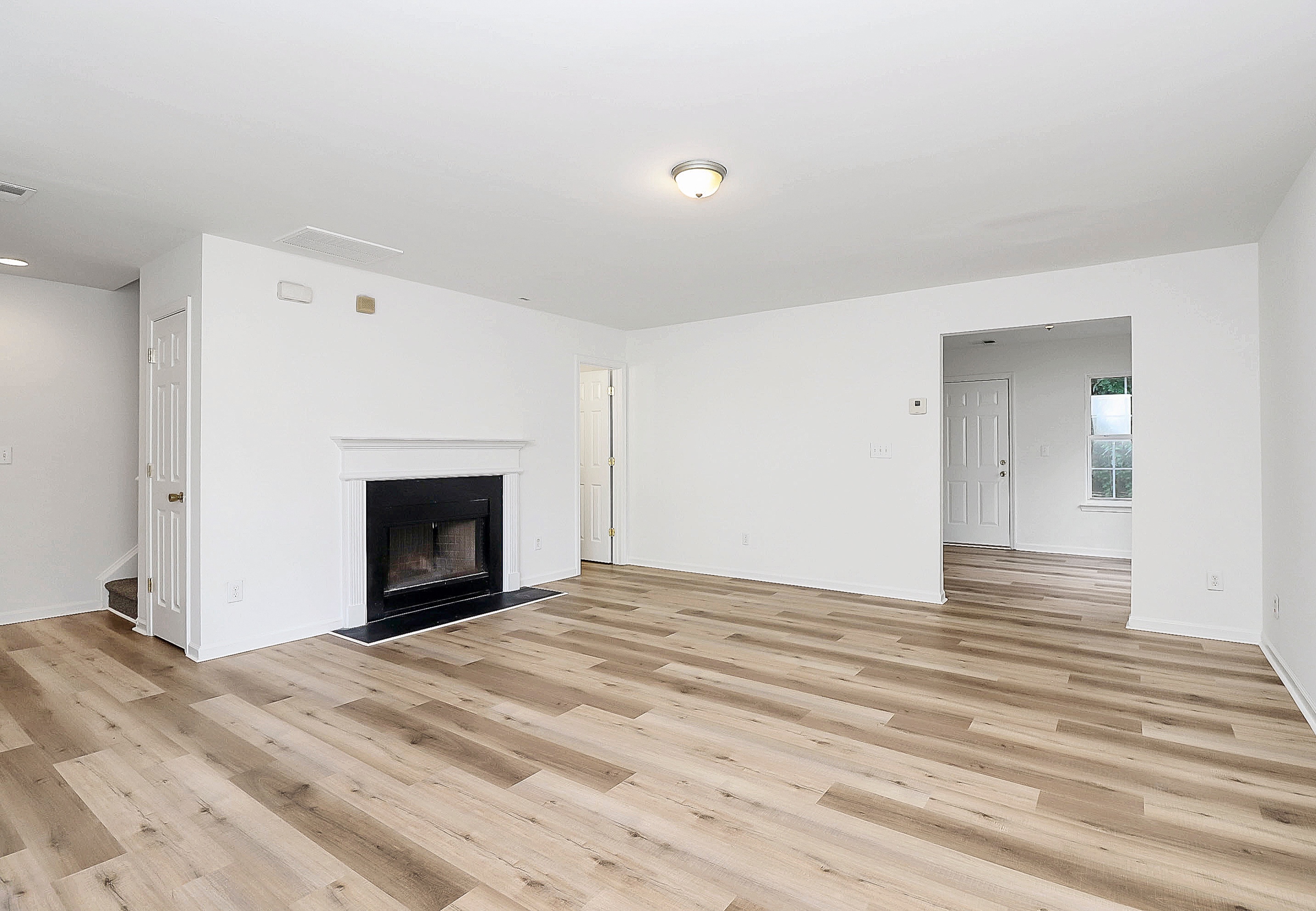 1215 McAllister Dr, Charlotte, North Carolina 28216 Additional Image #2