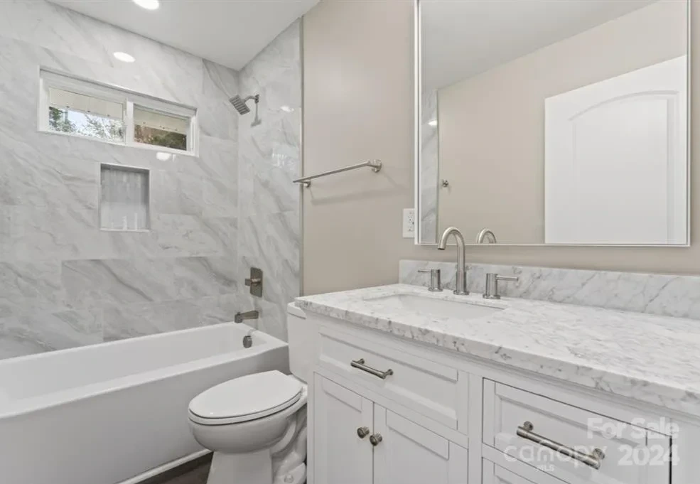 2122 Abelwood Rd, Charlotte, North Carolina 28216 Additional Image #5