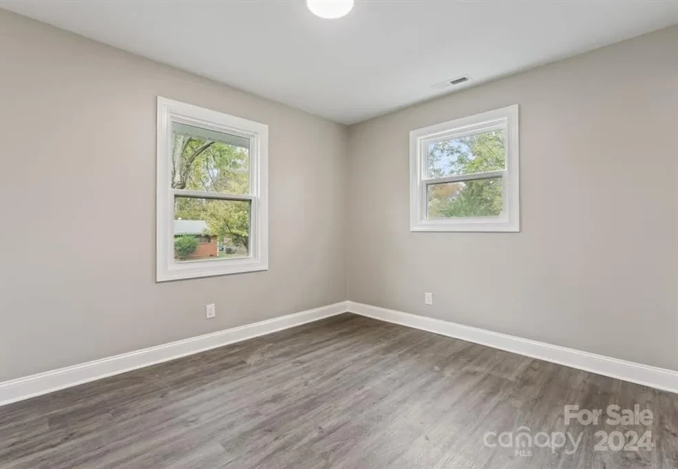 2122 Abelwood Rd, Charlotte, North Carolina 28216 Additional Image #7