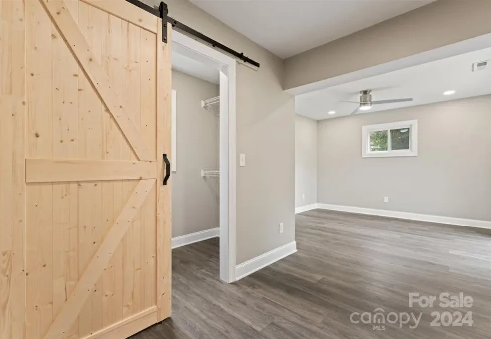 2122 Abelwood Rd, Charlotte, North Carolina 28216 Additional Image #3