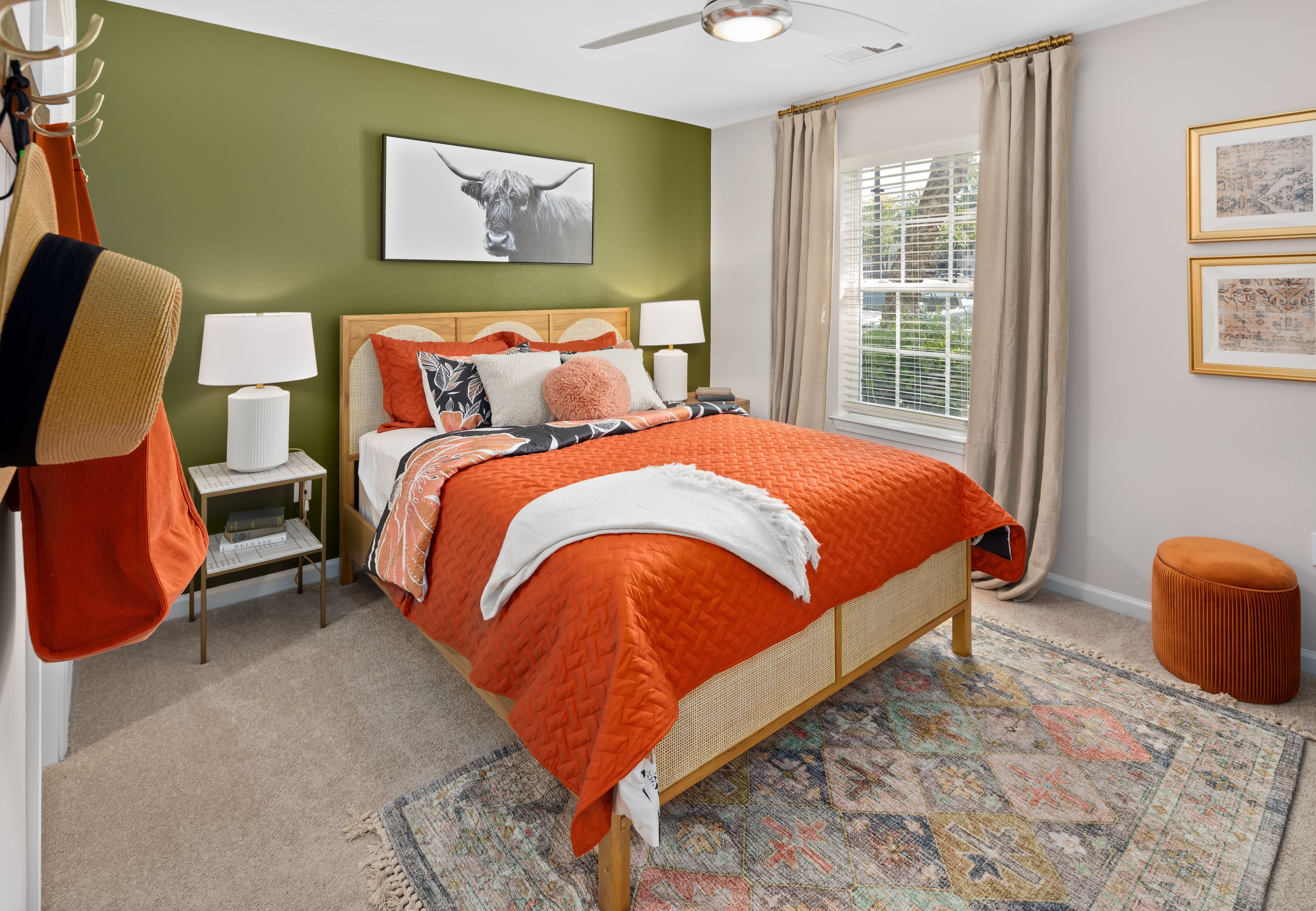 8010 Woodsedge Dr, Charlotte, North Carolina 28216 Additional Image #2