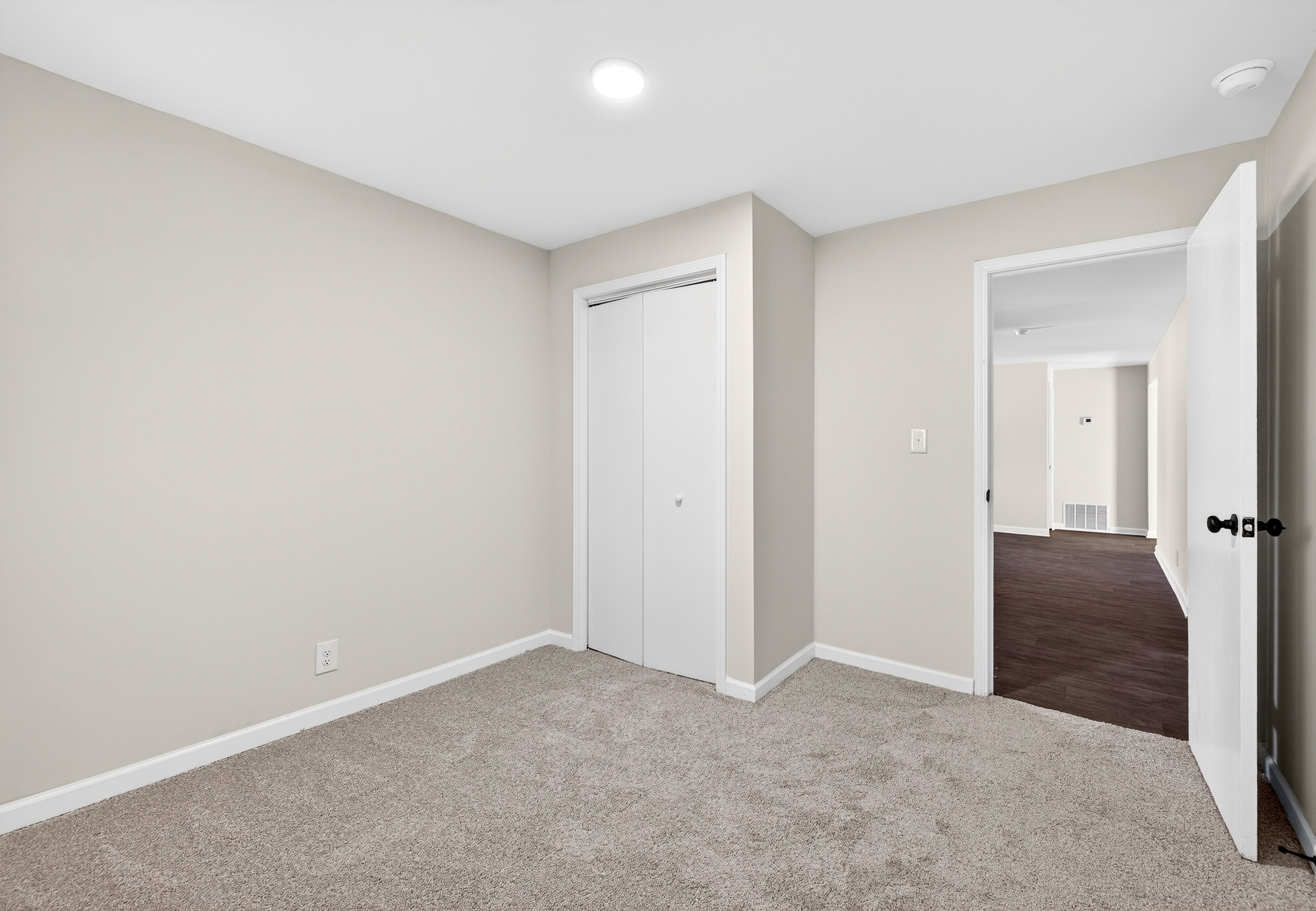 4406 Argyle Dr, Charlotte, North Carolina 28213 Additional Image #4