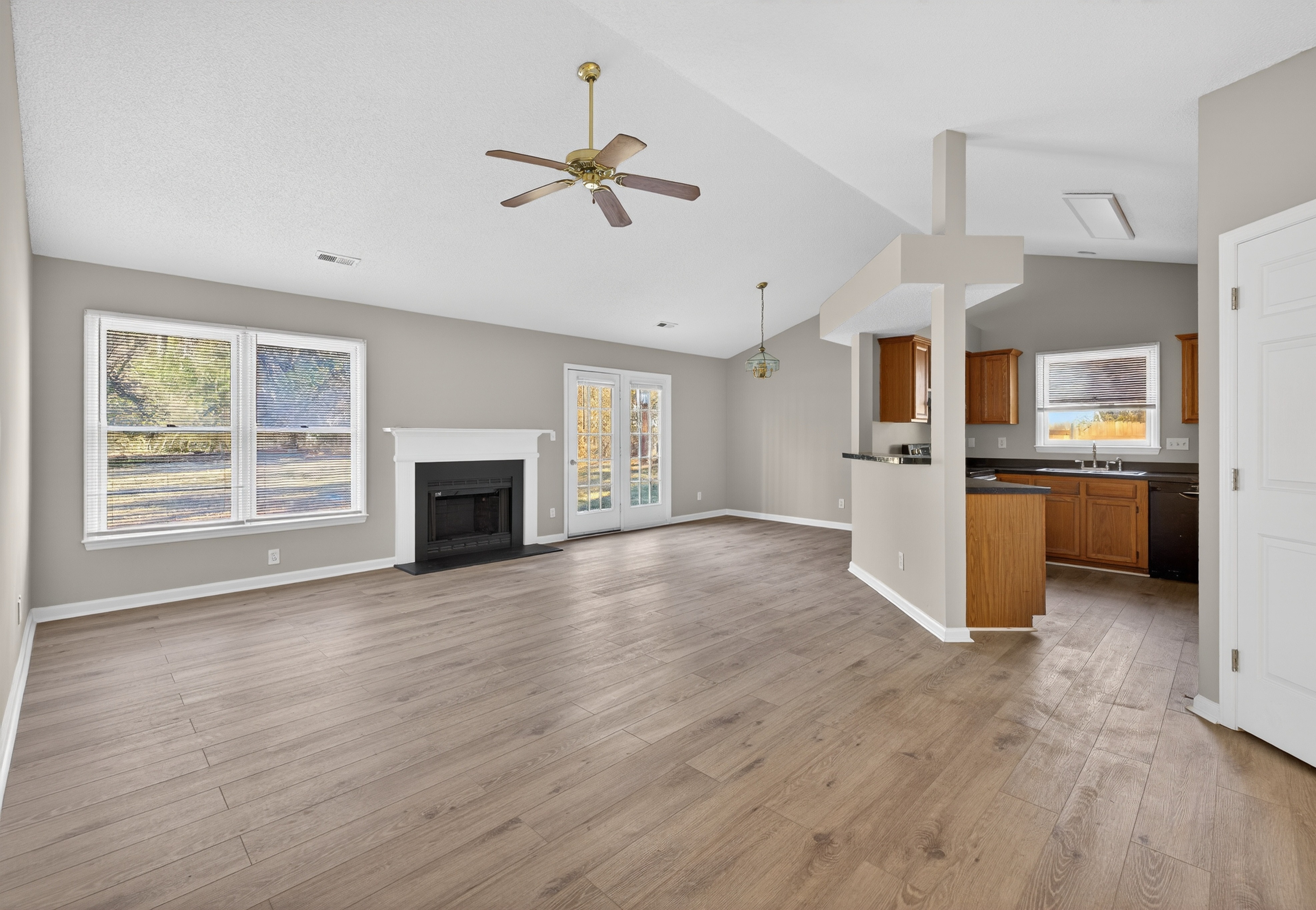 7541 Crestside Ln, Charlotte, North Carolina 28227 Additional Image #9