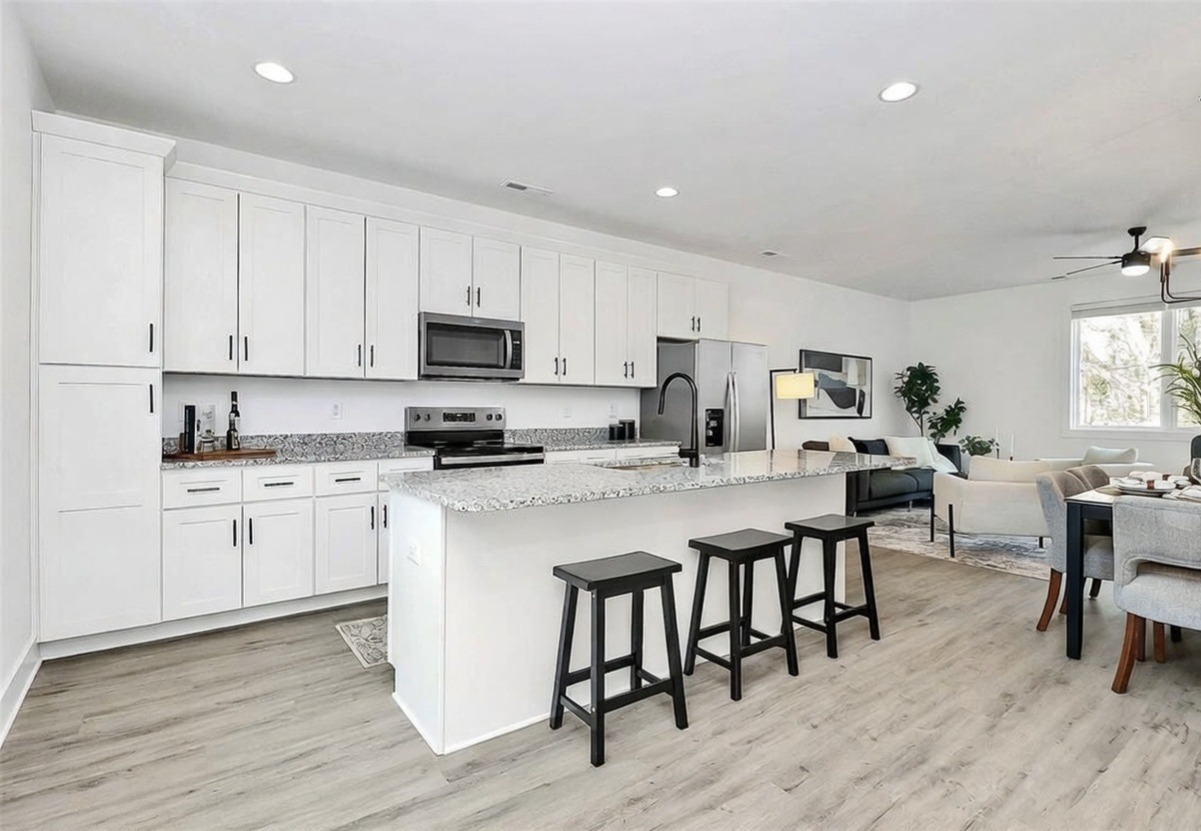 3432 Brookshire Blvd, Charlotte, North Carolina 28216 Additional Image #2