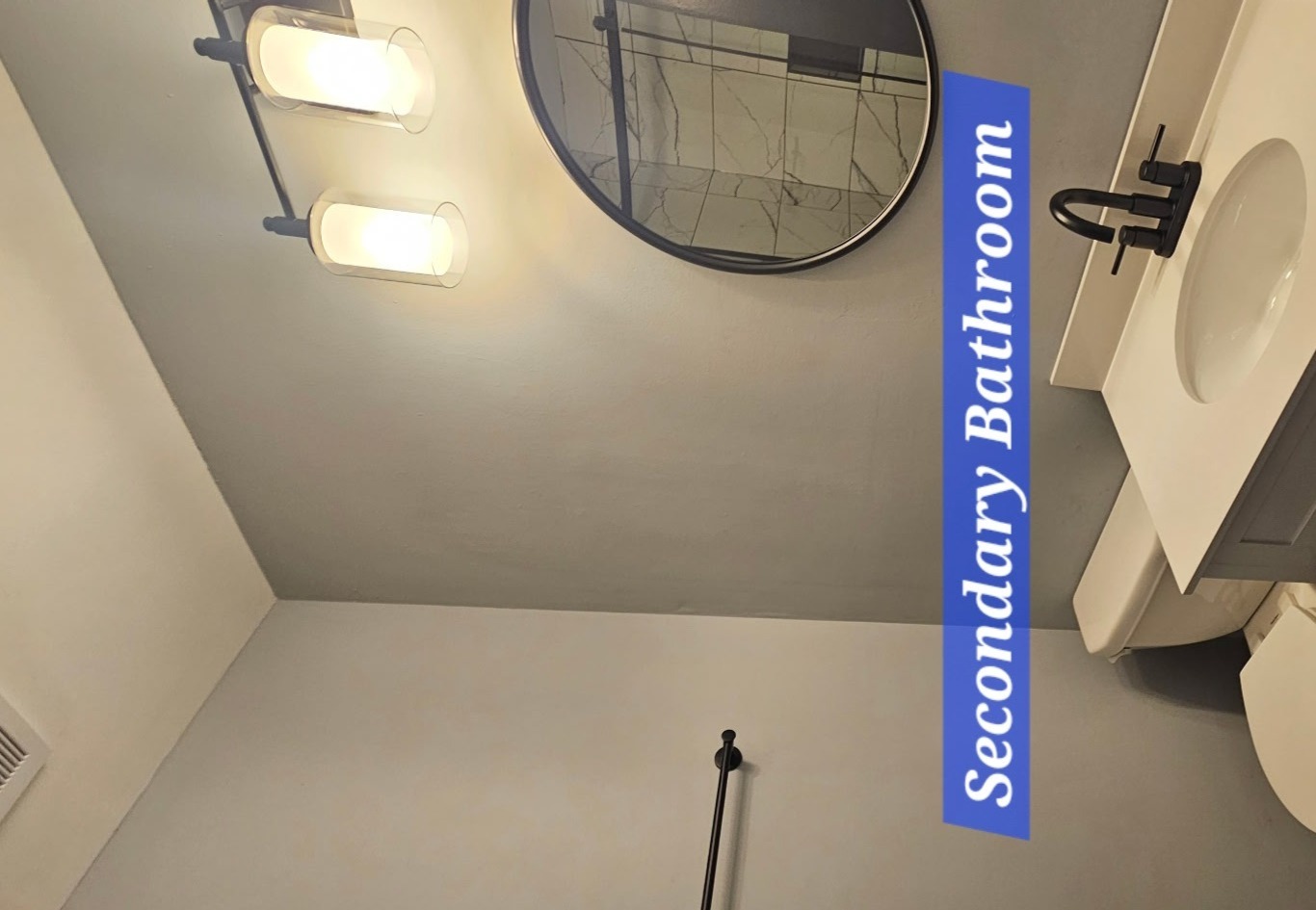 6125 Meadow Rose Ln, Charlotte, North Carolina 28215 Additional Image #6