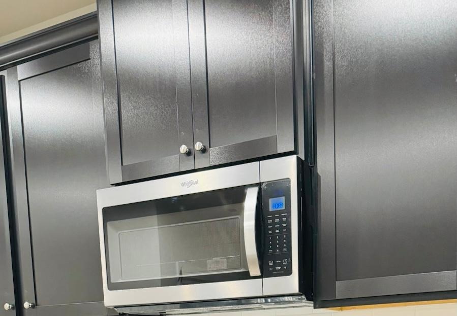 9508 Munsing Dr, Charlotte, North Carolina 28269 Additional Image #1