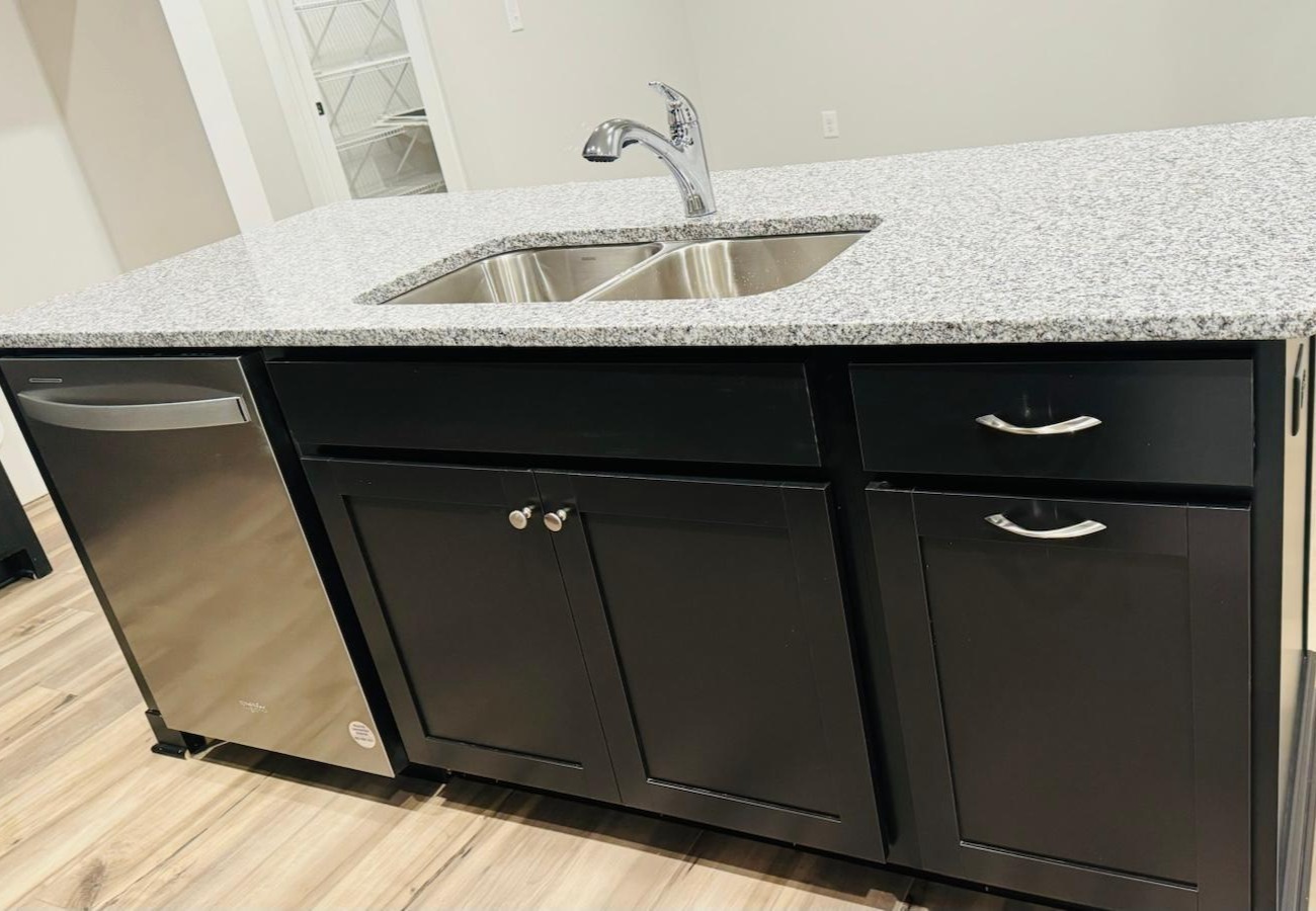 9508 Munsing Dr, Charlotte, North Carolina 28269 Additional Image #2