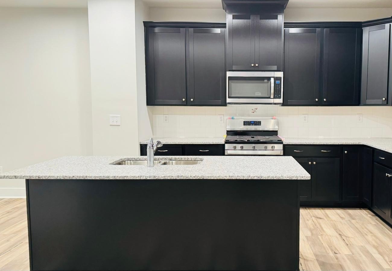 9508 Munsing Dr, Charlotte, North Carolina 28269 Additional Image #5