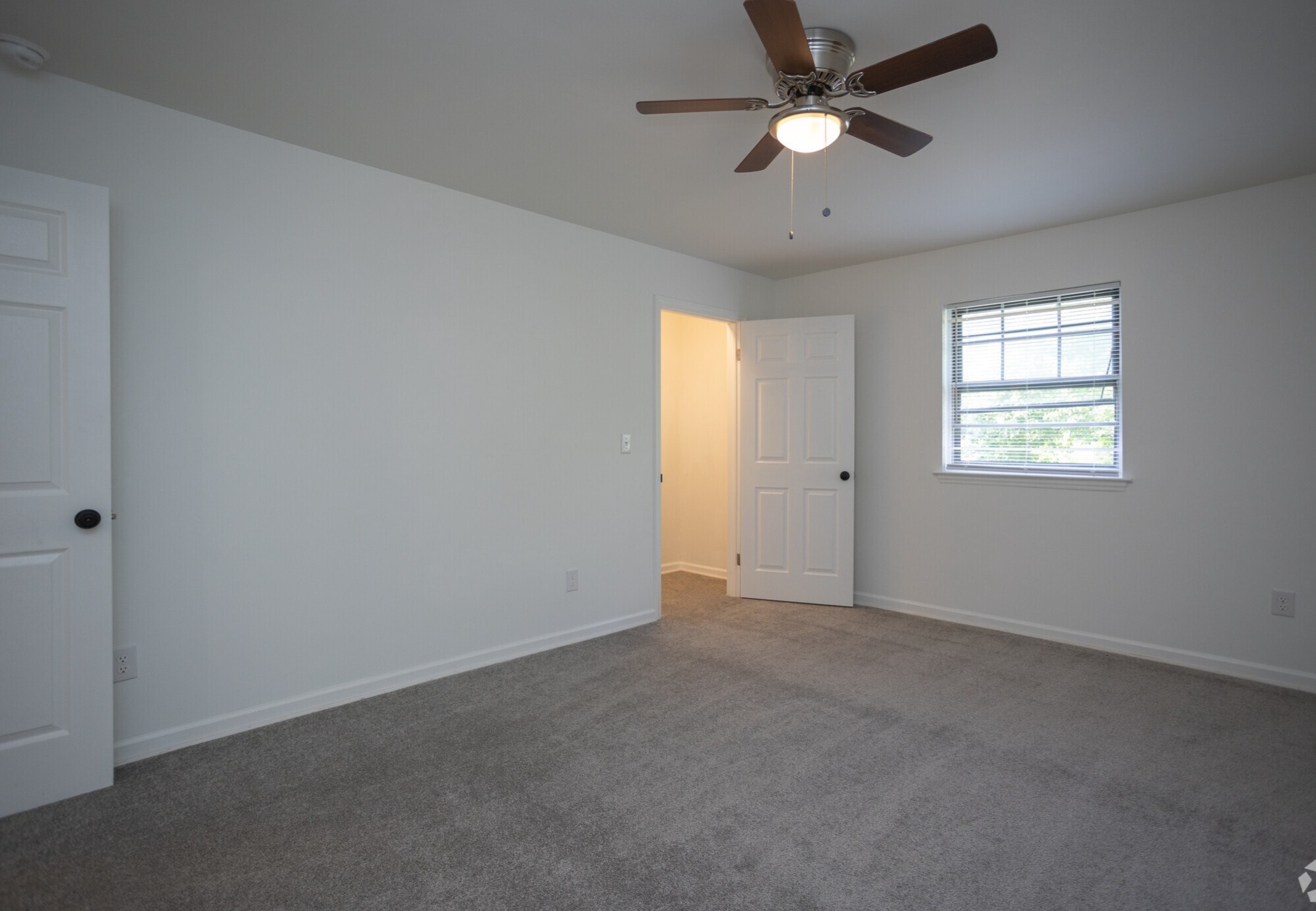 2512 Roseview Ln, Charlotte, North Carolina 28205 Additional Image #9