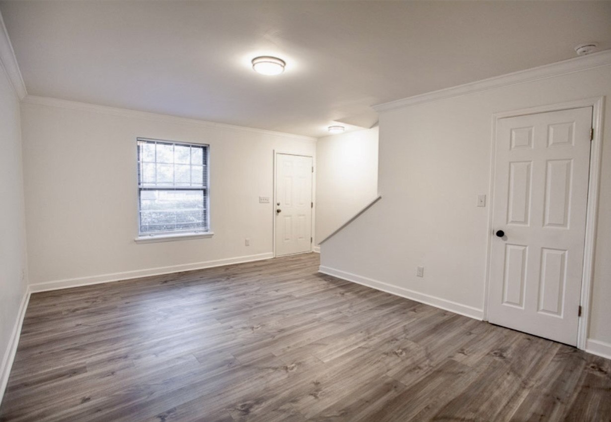 2512 Roseview Ln, Charlotte, North Carolina 28205 Additional Image #2