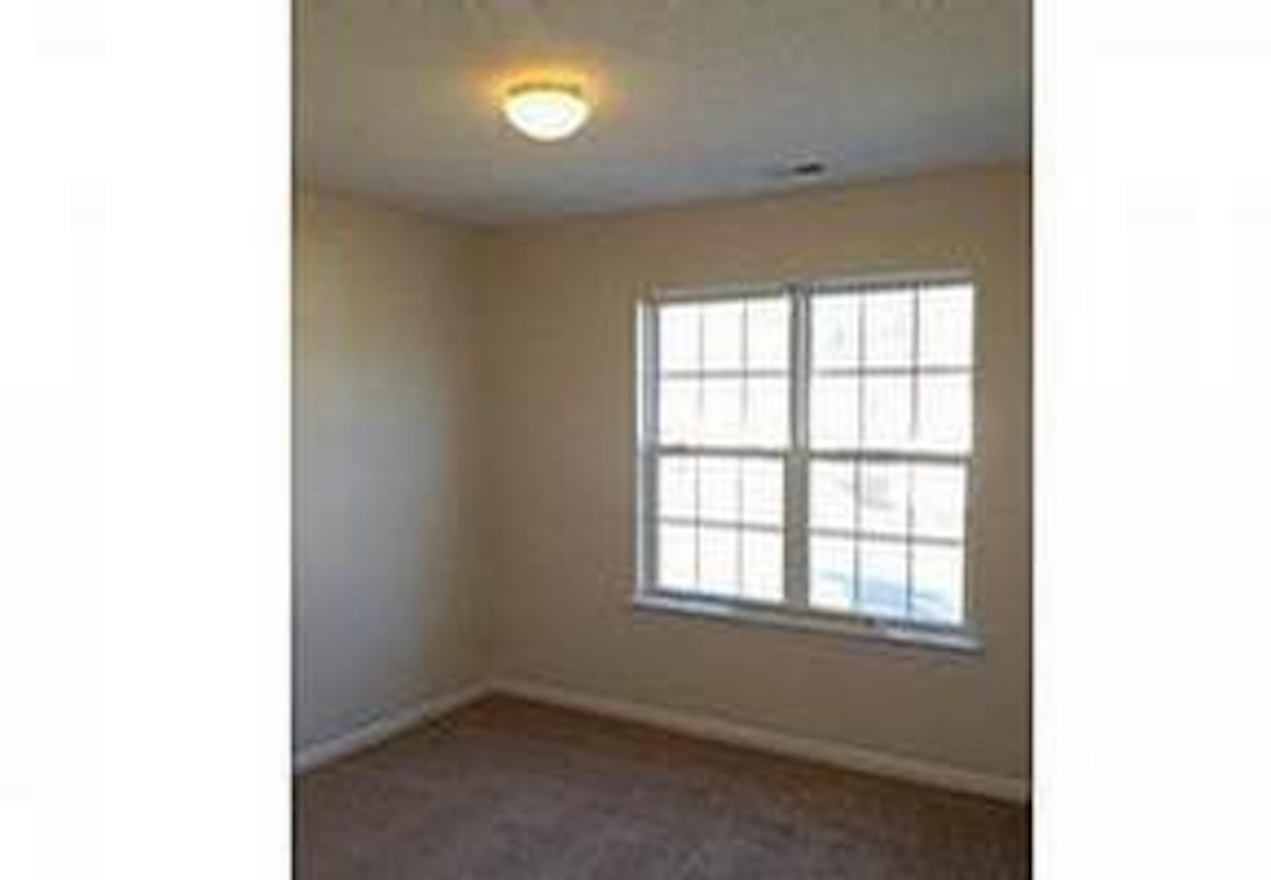 2459 Shad Ct, Charlotte, North Carolina 28208 Additional Image #4