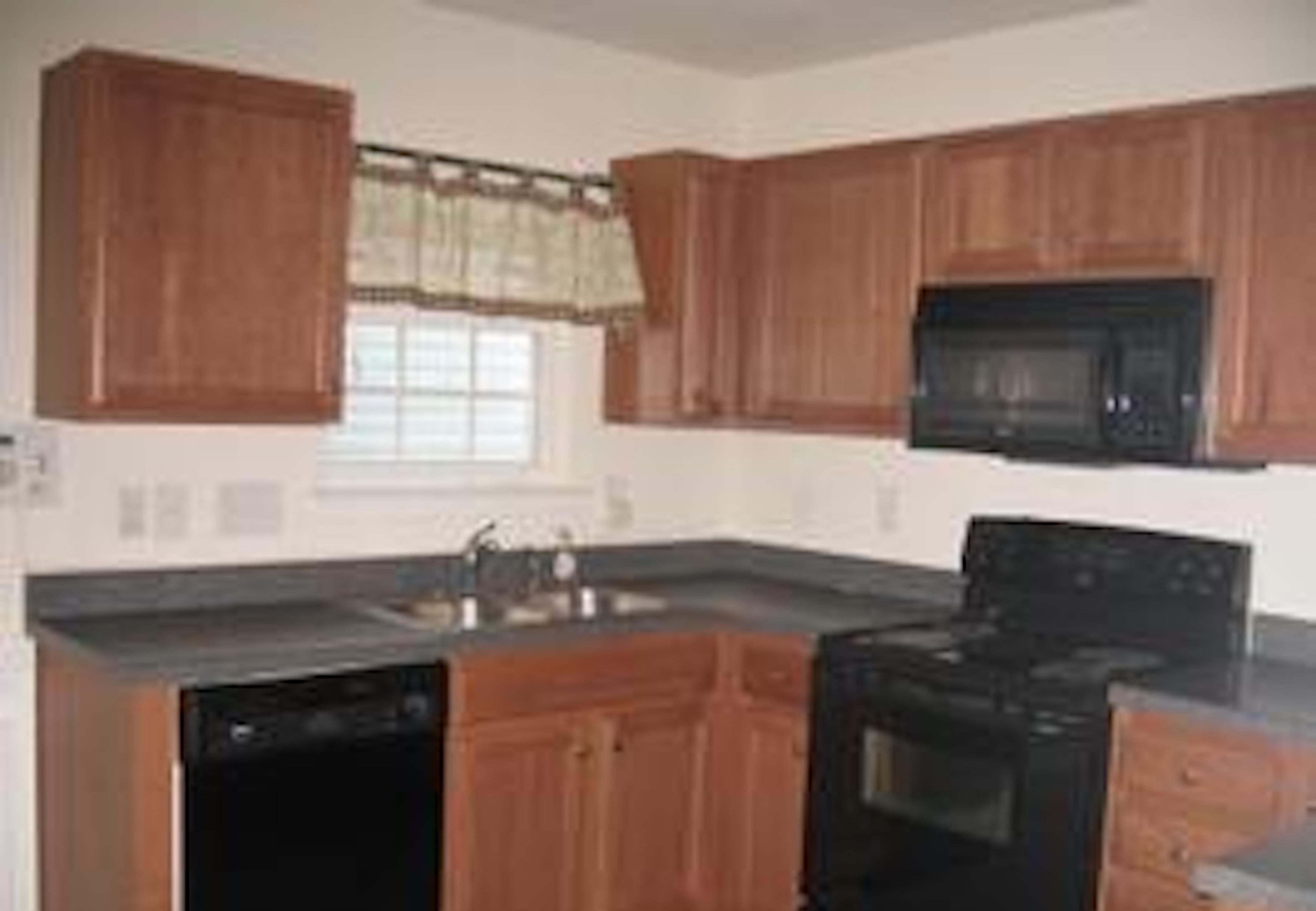 2459 Shad Ct, Charlotte, North Carolina 28208 Additional Image #3