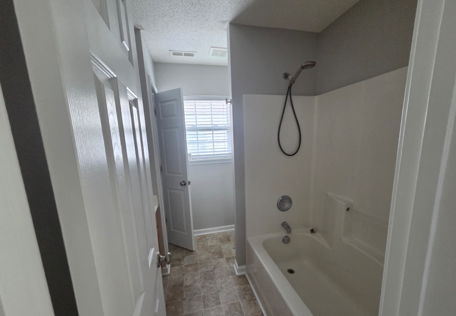 2708 Rozzelles Landing Dr, Charlotte, North Carolina 28214 Additional Image #9