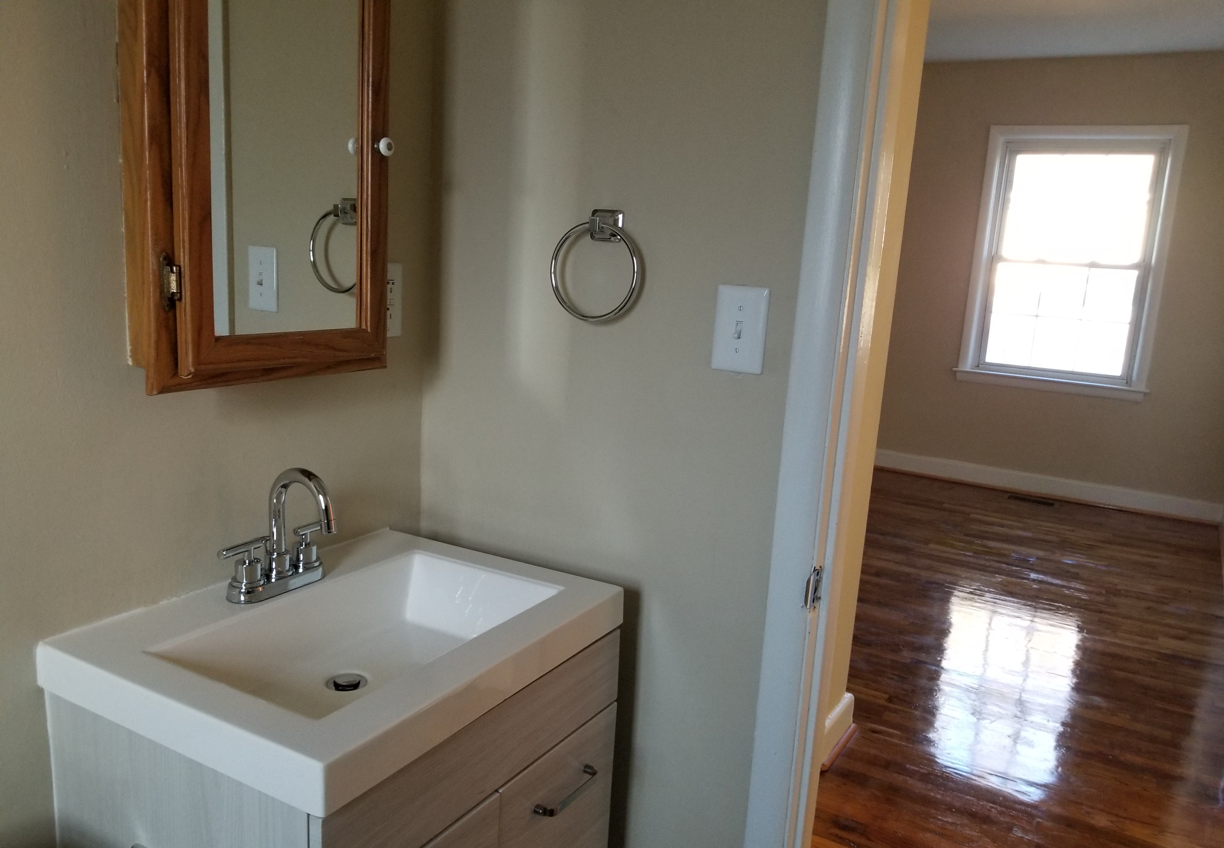 1317 Onyx St Apt #2, Charlotte, North Carolina 28216 Additional Image #4