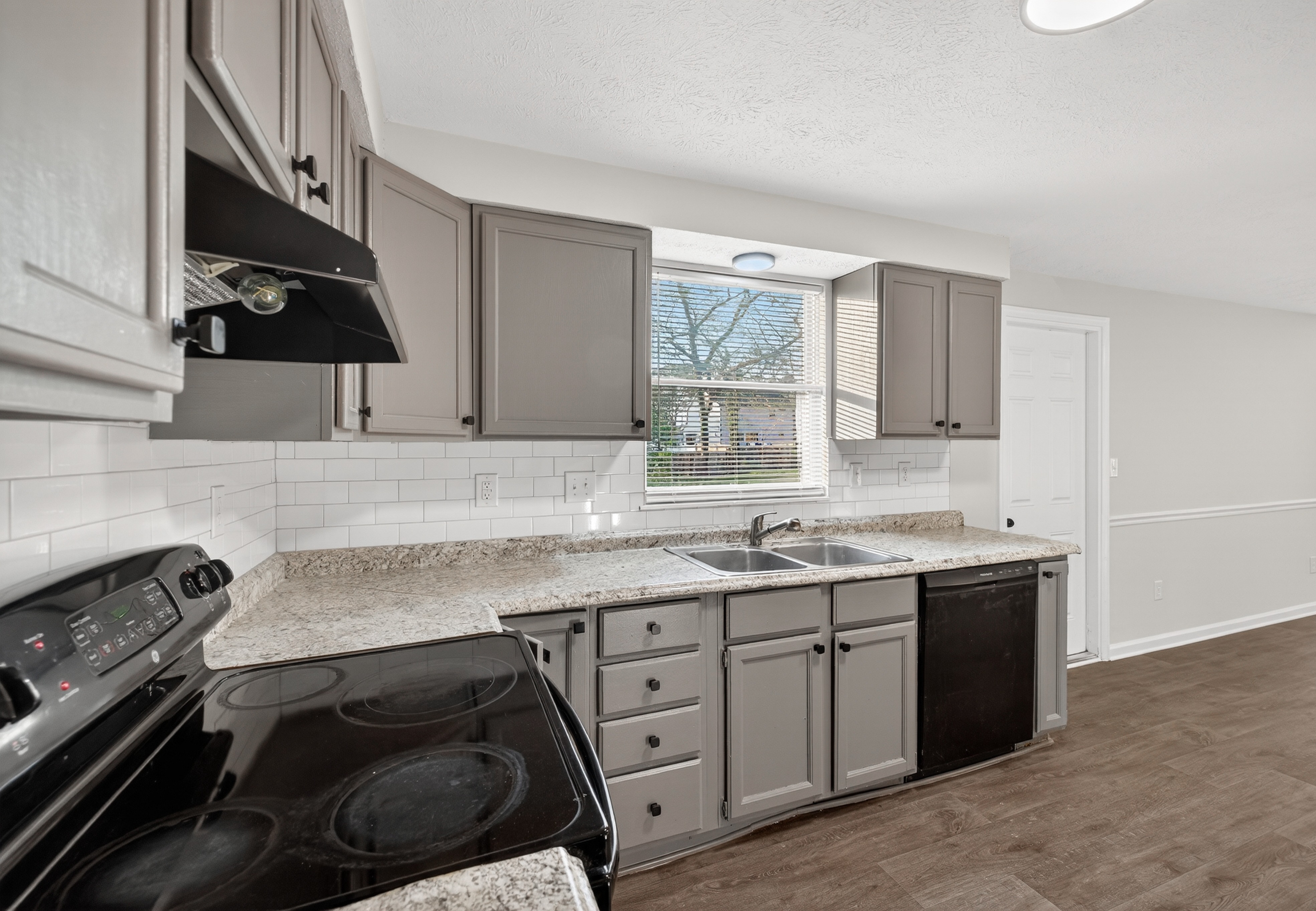 7321 Glenmont Dr, Charlotte, North Carolina 28227 Additional Image #4