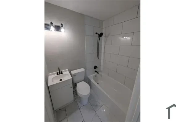 2846 Kenhill Dr, Charlotte, North Carolina 28208 Additional Image #5