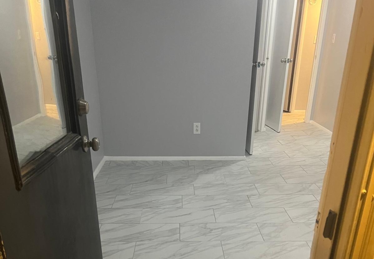 9445 Lexington Cir, Charlotte, North Carolina 28213 Additional Image #2