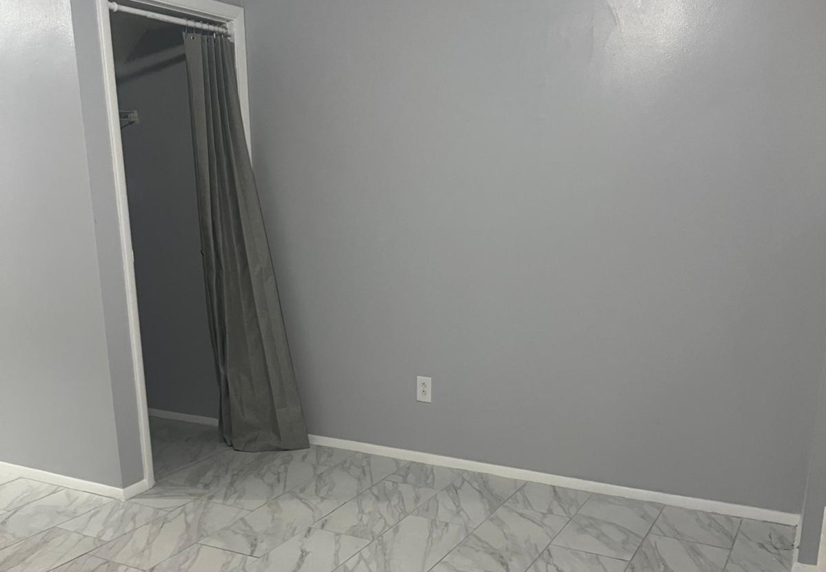 9445 Lexington Cir, Charlotte, North Carolina 28213 Additional Image #7