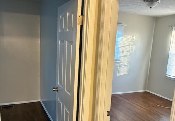 1040 Clanton Rd, Charlotte, North Carolina 28217 Additional Image #5