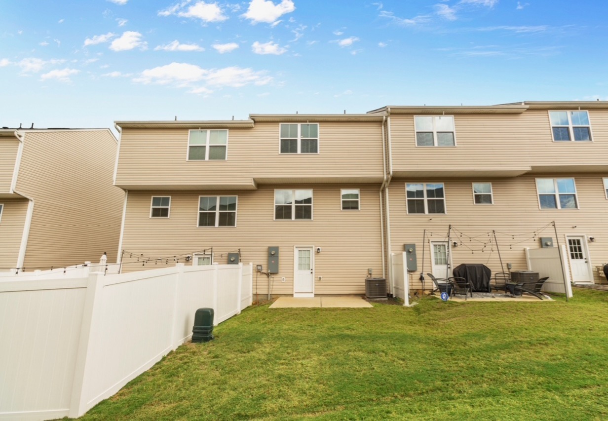 6332 Cutwater Cir, Charlotte, North Carolina 28269 Additional Image #10