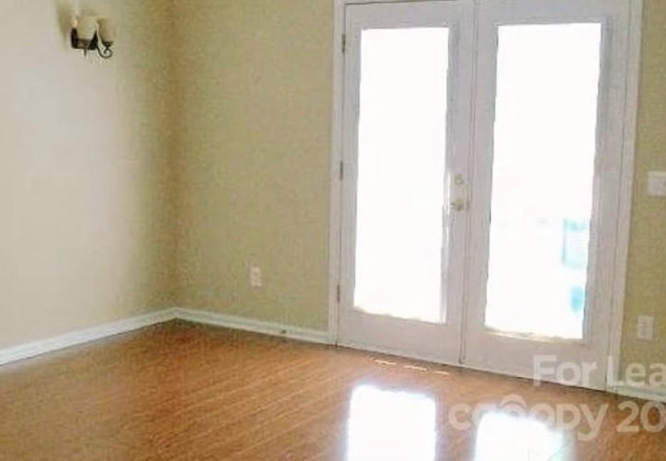 5020 Deerton Road, Charlotte, North Carolina 28269 Additional Image #2