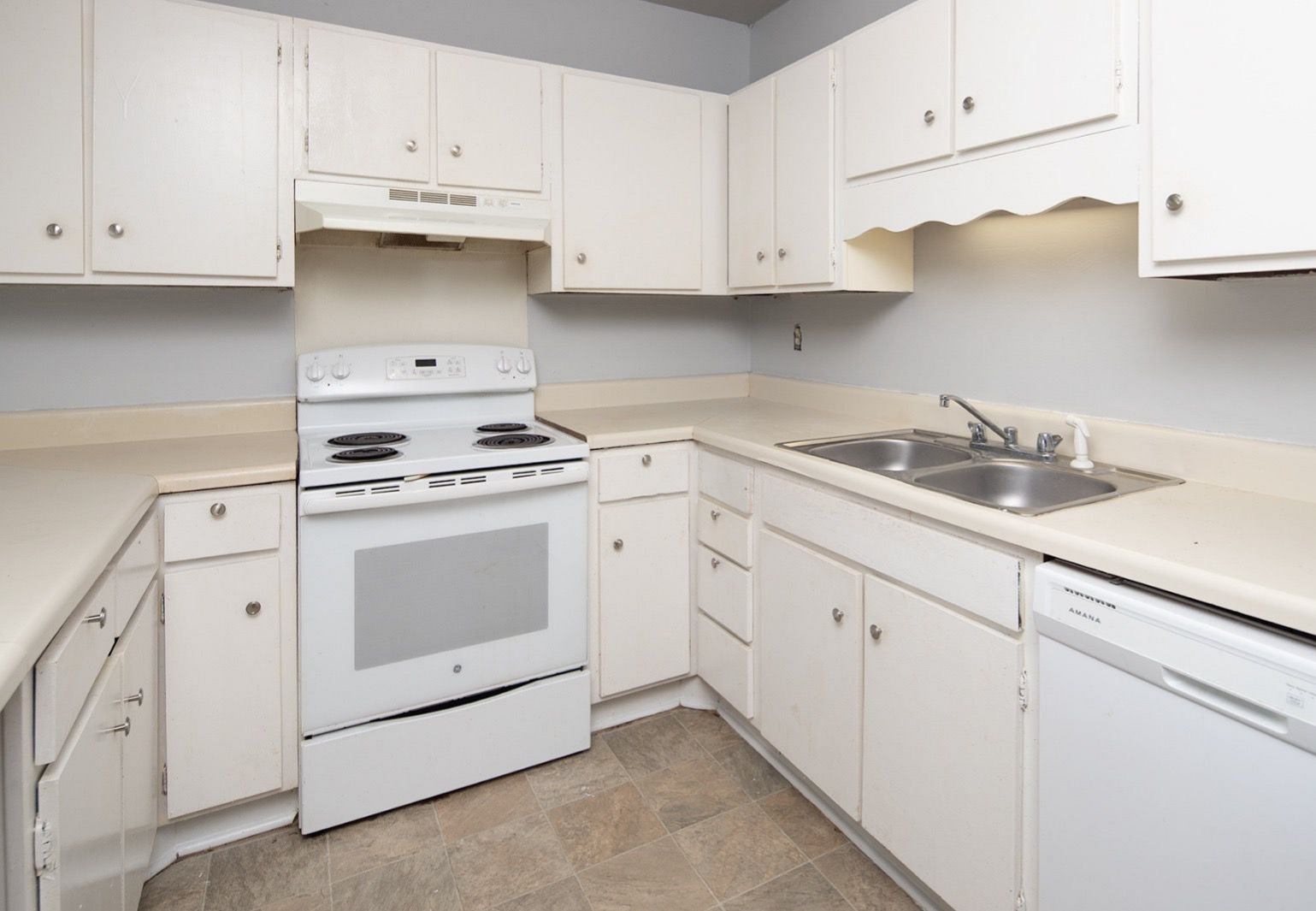 825 Farmhurst Dr, Charlotte, North Carolina 28217 Additional Image #3