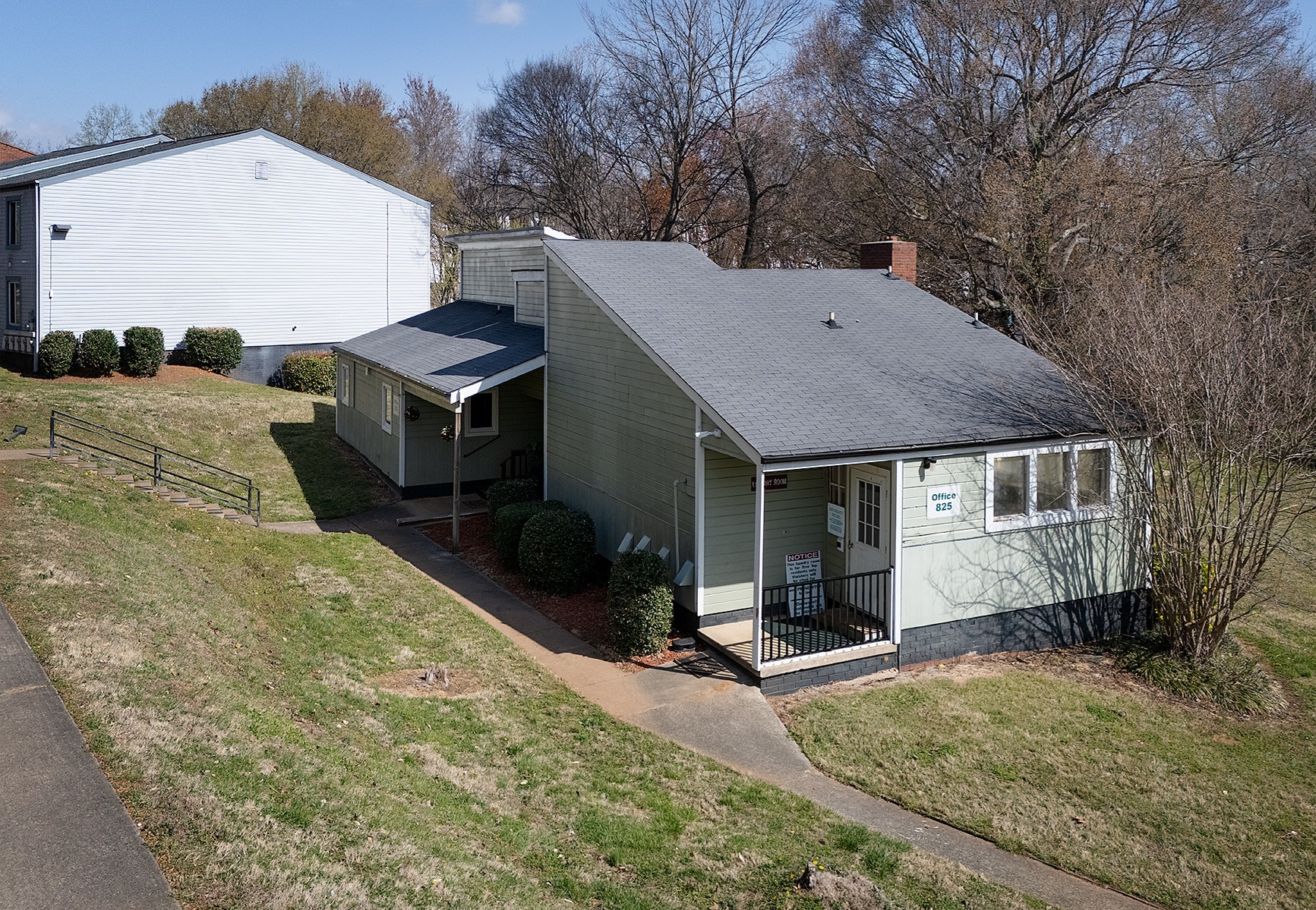 825 Farmhurst Dr, Charlotte, North Carolina 28217 Additional Image #1