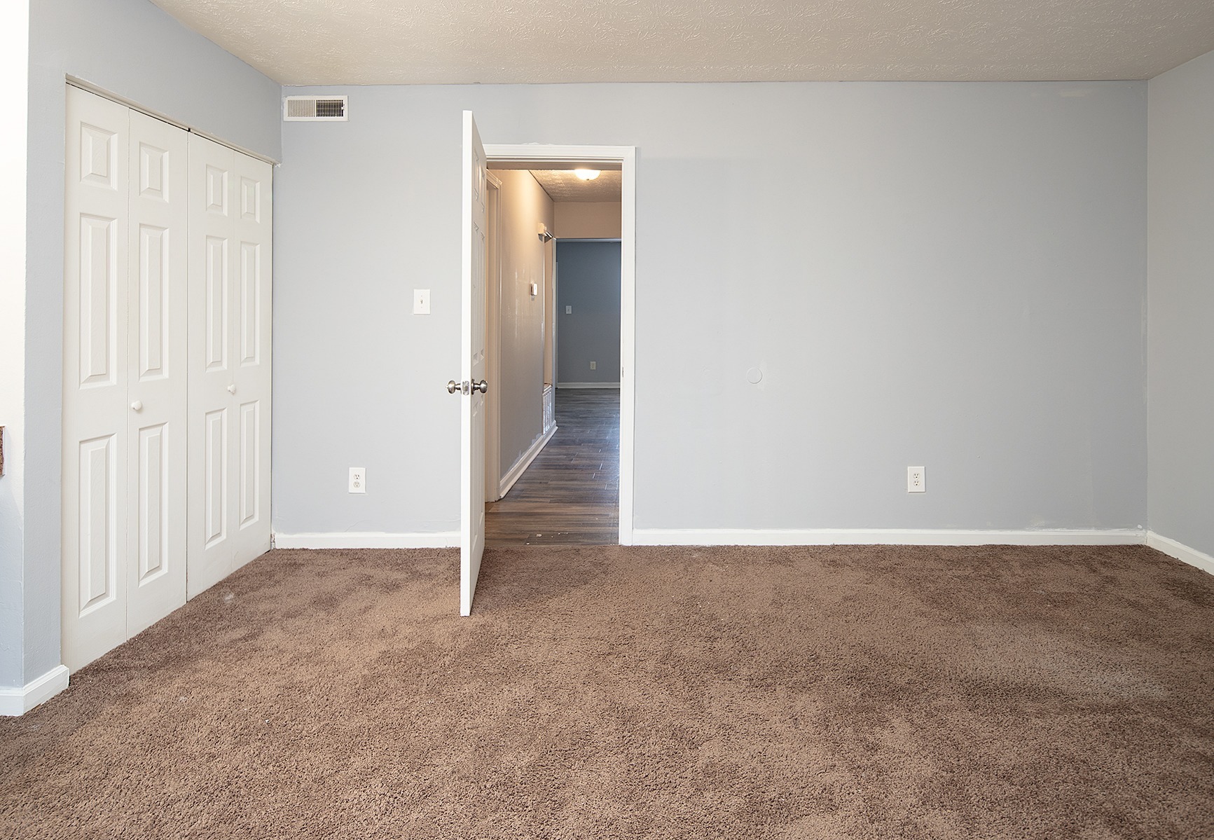 1307 Springmont Ln, Charlotte, North Carolina 28208 Additional Image #6