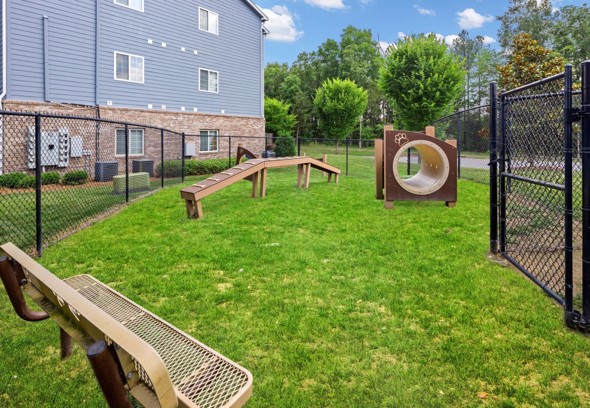9015 Kings Grant Dr, Charlotte, North Carolina 28262 Additional Image #7