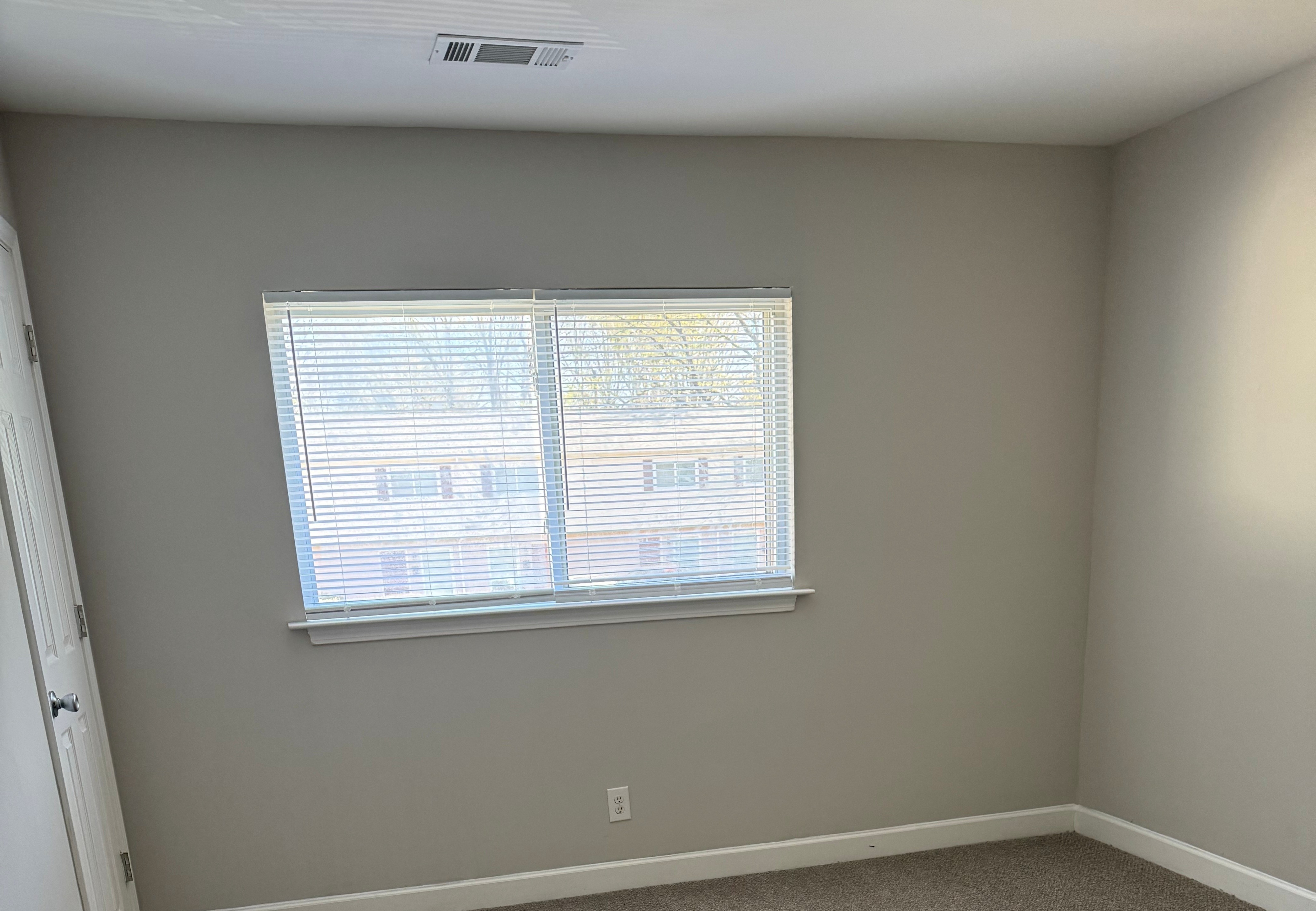912 Rowan St, Charlotte, North Carolina 28208 Additional Image #1
