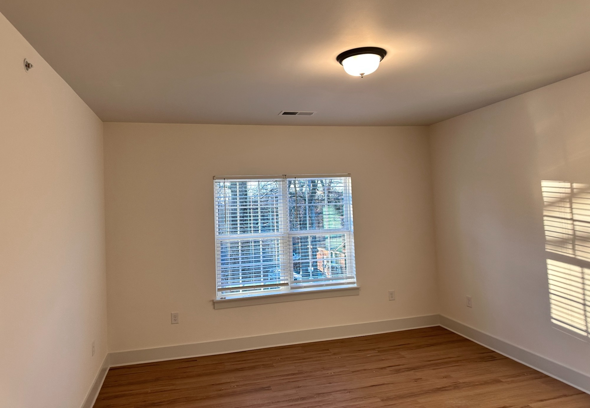 3515-101 Markland Drive, Charlotte, North Carolina 28208 Additional Image #3