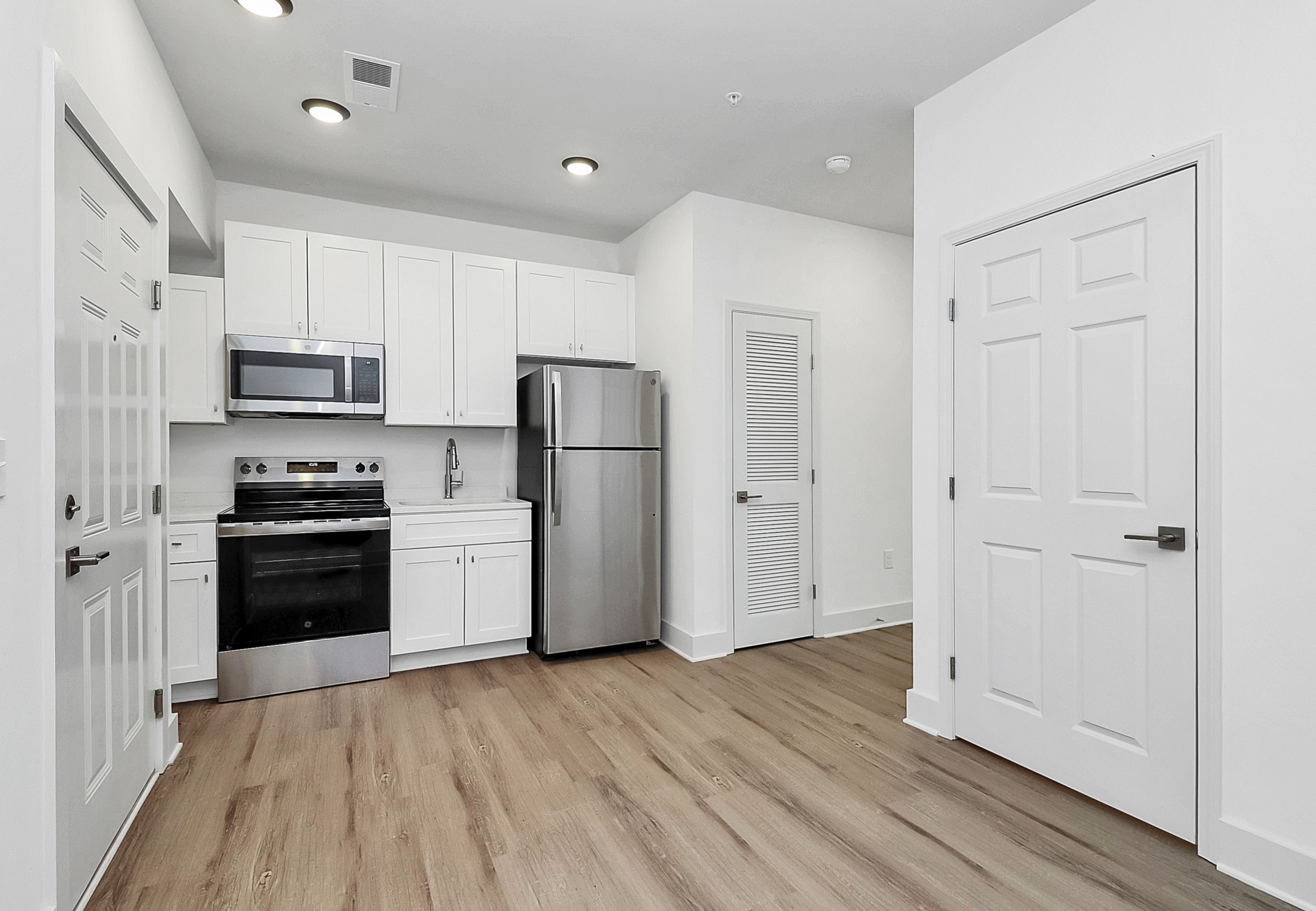 3515-106 Markland Drive, Charlotte, North Carolina 28208 Additional Image #3