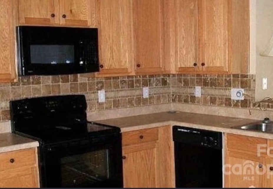 5020 Deerton Road, Charlotte, North Carolina 28269 Additional Image #5